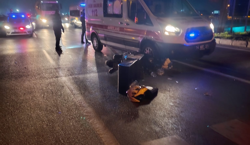 ambulans-ile-moto-kurye-carpistibmg4nwc2si