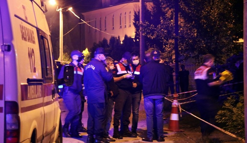 Amca, yenge ve kuzenini bu yüzden öldürmüş