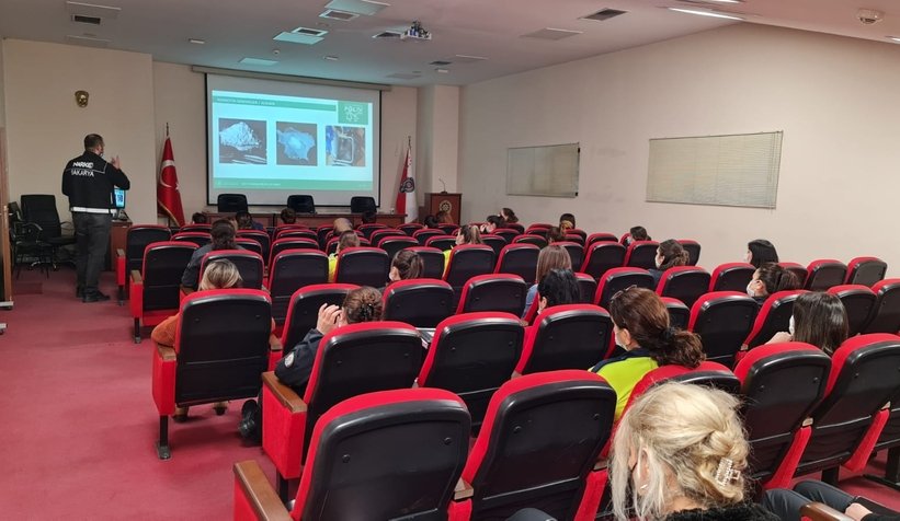 Anne ve anne adayı polislere 'narkotik' eğitimi verildi