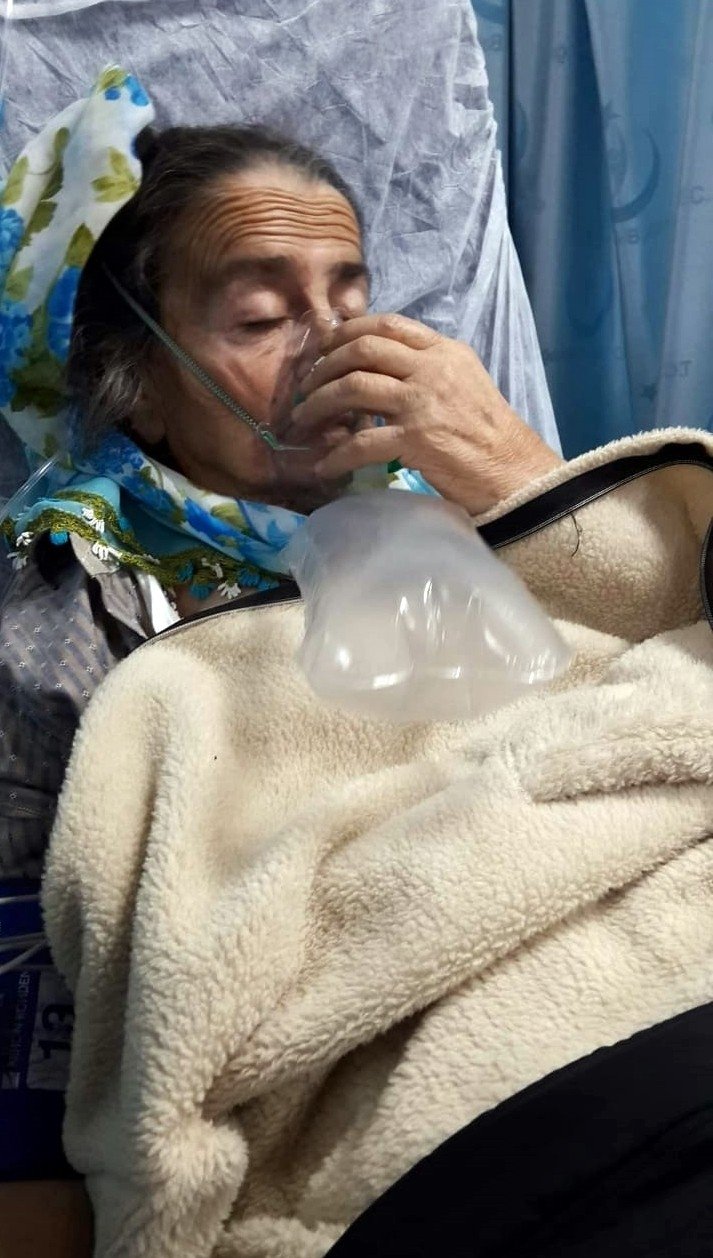 Anne ve iki oğlu ölümün kıyısından döndü