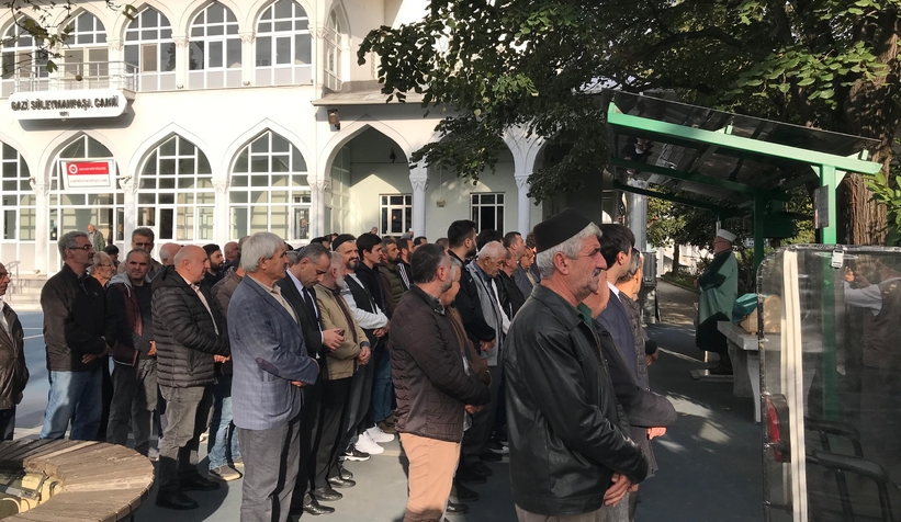 Annesi böbreğini vermişti 2,5 yaşındaki İpek melek oldu