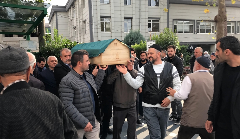 Annesi böbreğini vermişti 2,5 yaşındaki İpek melek oldu