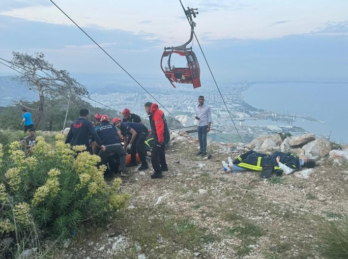 antalya-daki-teleferik-kazasi-icin-sorusturma-baslatildiny91v1ndyu