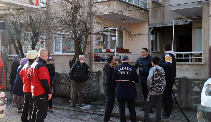 apartmanda-yangin-panigiv1pwuu93k2