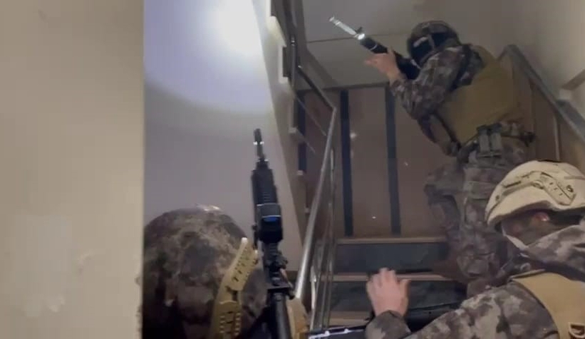 Araç dolandırıcılığı çetesine operasyon