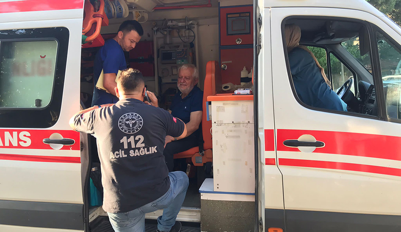 Araçların kafa kafaya çarpıştığı kaza kamerada