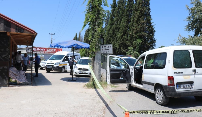  Araçta silahlı saldırıya uğramıştı, yaşam savaşını kaybetti