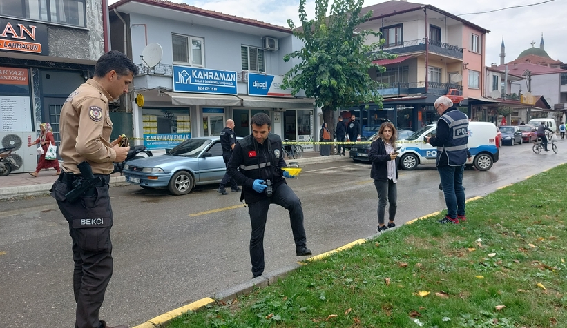 aractan-seslendigi-kisiyi-silahla-vurdurjuym3bssn