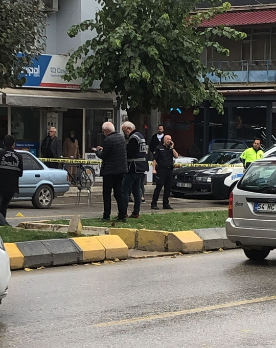 aractan-seslendigi-kisiyi-silahla-vurdurjuym3bssn