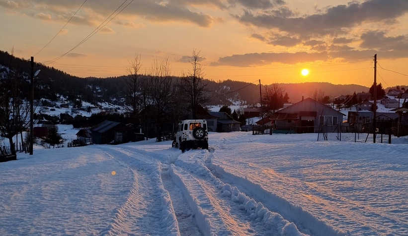 Arazi araçlarıyla Acelle Yaylası'na çıktılar