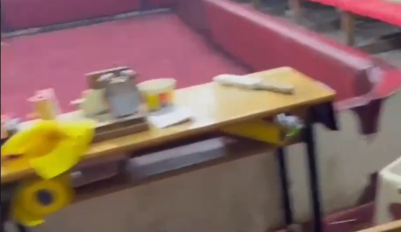 Arena kurup horoz dövüştürenlere baskın