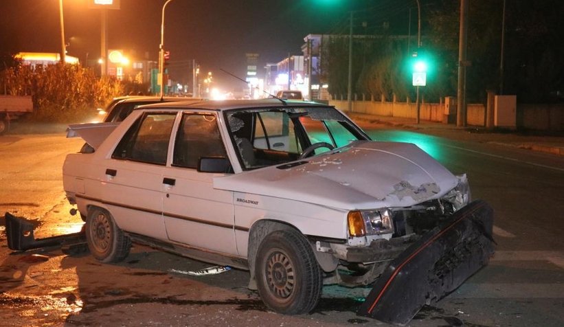 Arifiye'de zincirleme kaza: 1 yaralı