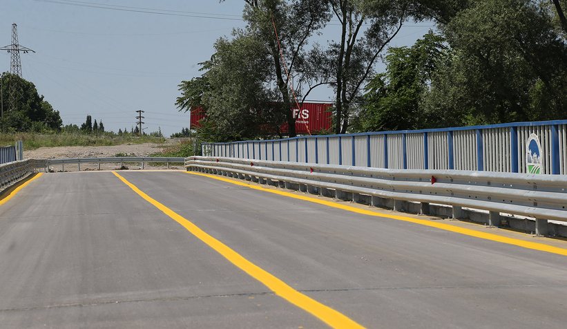 Arifiye Mollaköy Köprüsü’nde işlem tamam