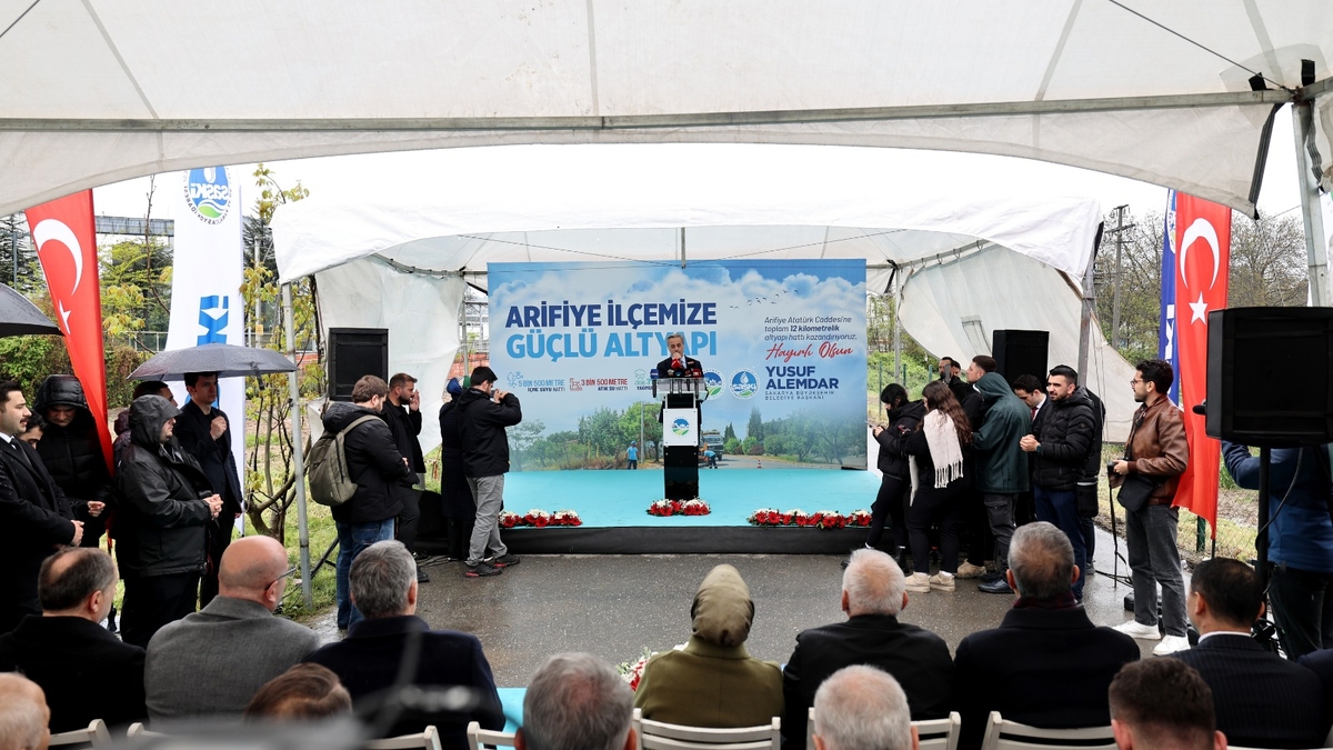 Arifiye'ye 12 kilometrelik alt yapı yatırımı