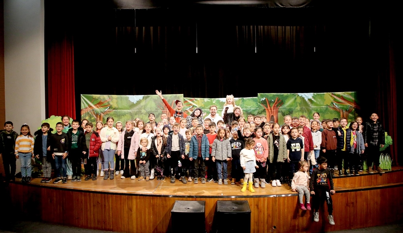 Arkadaşım Dalmaçyalı oyunu minik sanatseverler ile buluştu