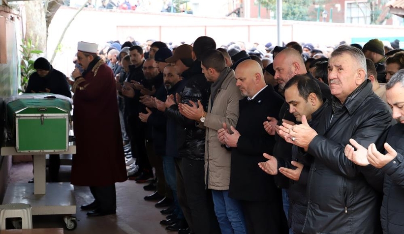 arkadasinin-esinin-kazayla-vurdugu-guvenlikciye-aci-vedayxm1c2tgyn