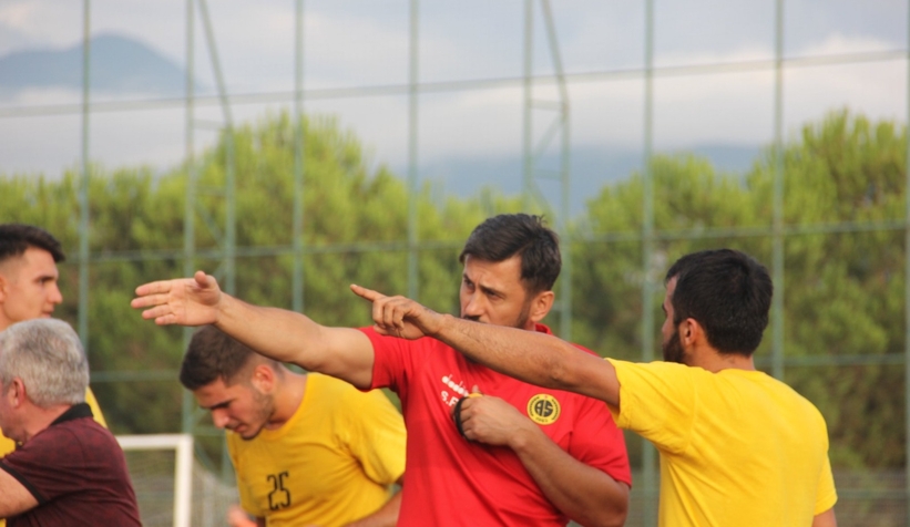 as-akyazispor-hazirlik-macinda-duzce-derelerspor-u-6-1-maglup-ettiwvzlwgvsuk