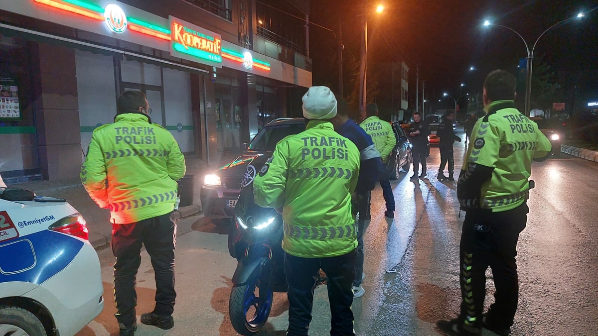Asayiş ve trafik uygulaması ceza yağdı