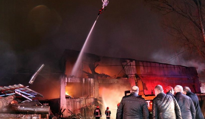 Serdivan ASEM'de büyük yangın