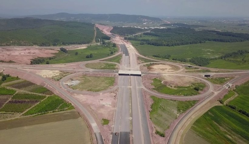 Asfalt serimi devam ediyor