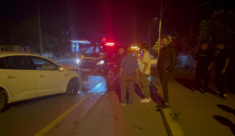 ASKF Başkanının kullandığı otomobil traktörle çarpıştı 1 yaralı