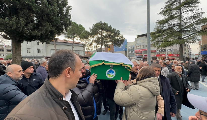 atso-baskani-sinasi-bayraktar-topraga-verildiogxdd3lqwe
