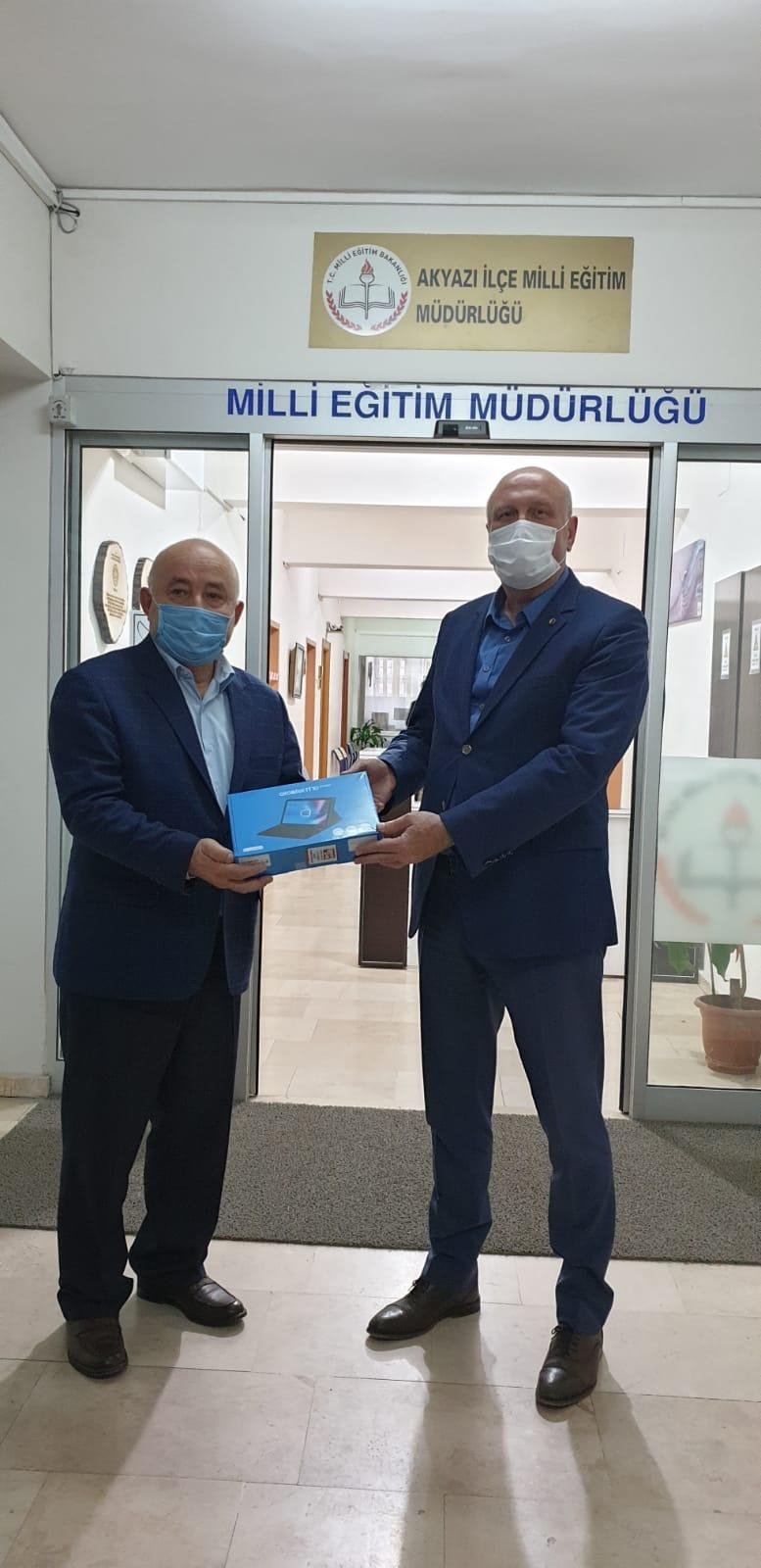 ATSO ve BORSA’dan  eğitime 110 adet tablet desteği