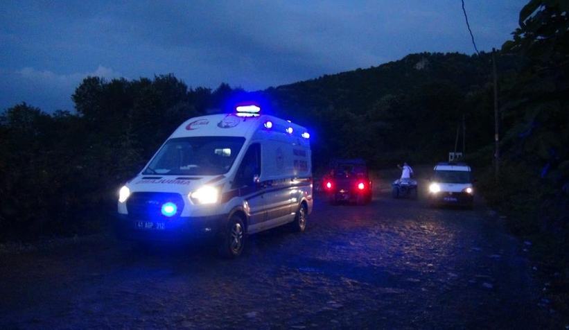 atv-ile-yokus-asagi-inerken-takla-attiv3zns1hpk0
