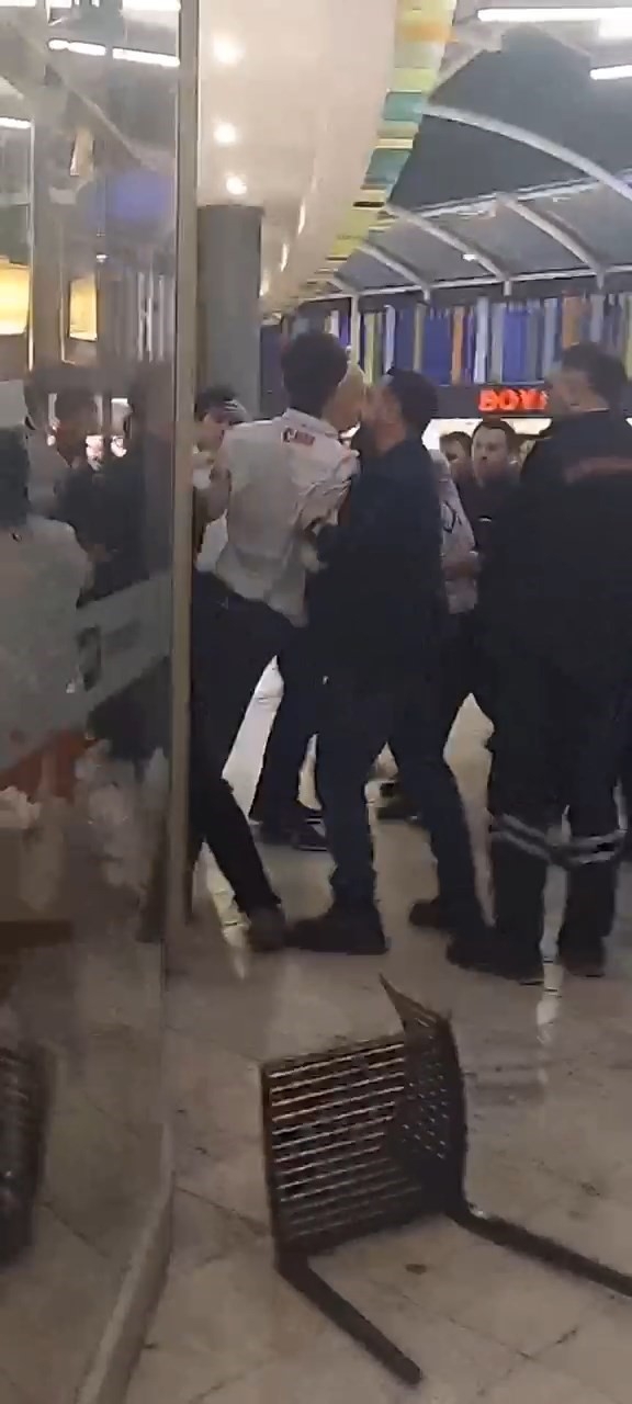 AVM boks ringine döndü