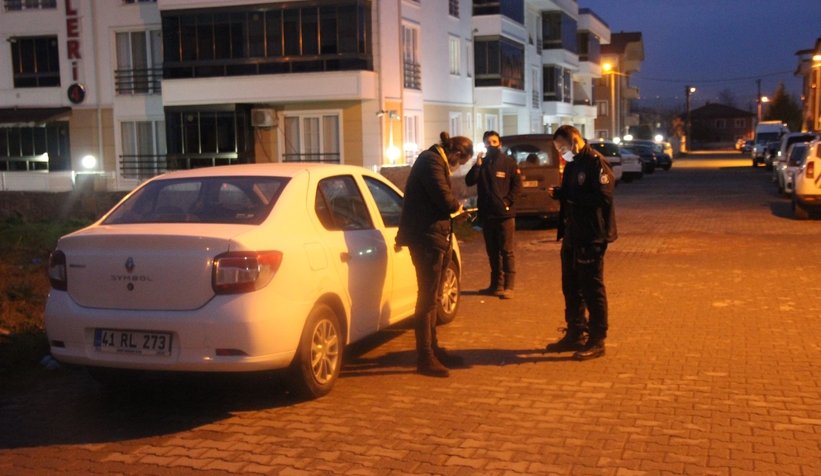 Ayrıldığı eşini çocuklarının gözü önünde öldürdü