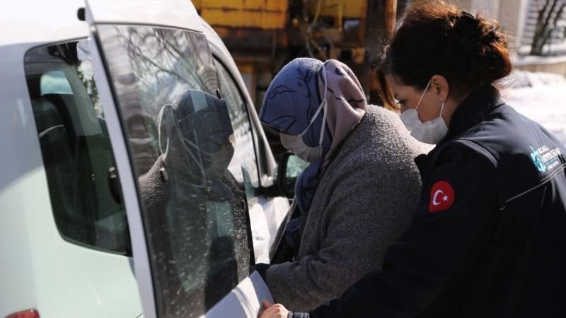 Ayşe teyze için seferber oldular