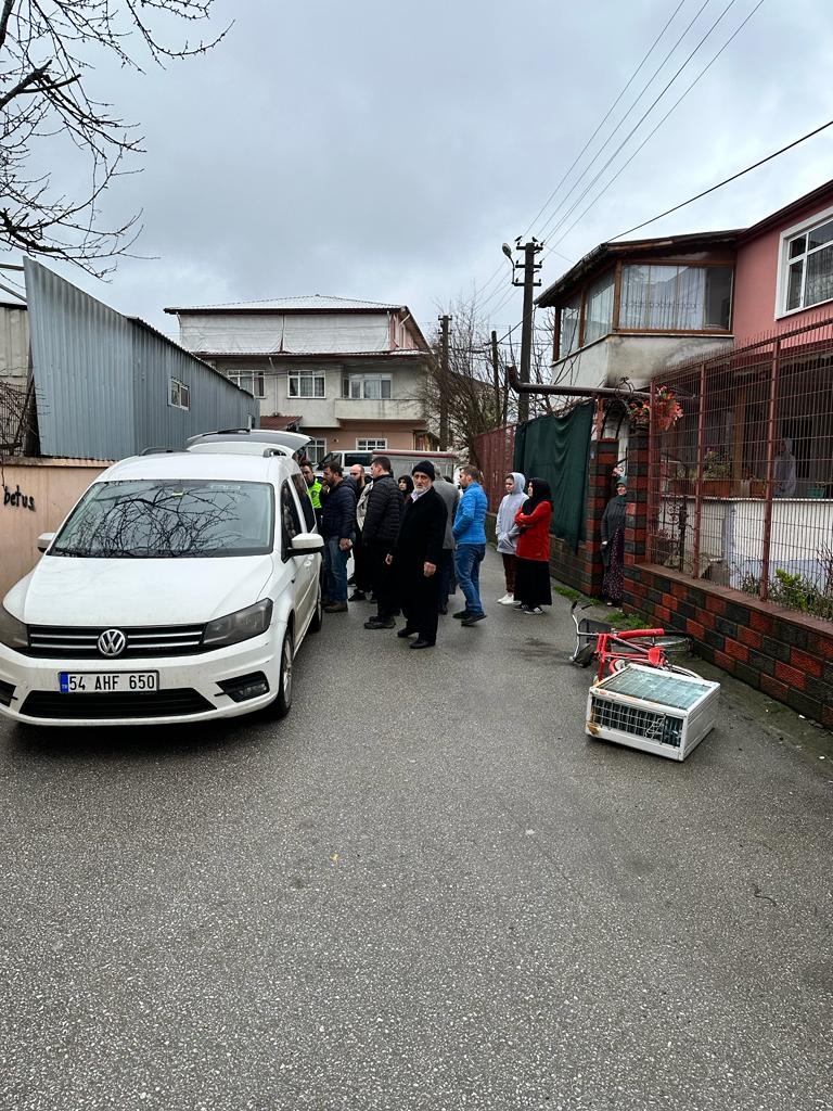 Azılı hırsız bir zıpladı iki zıpladı üçüncü de çarpıldı