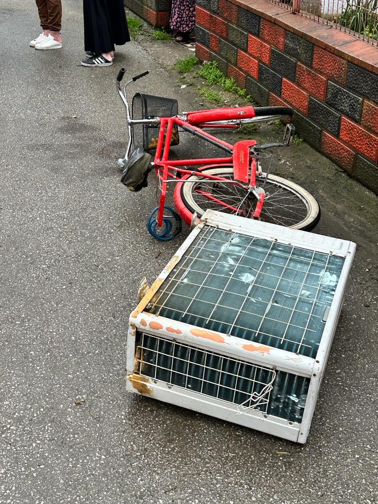 Azılı hırsız bir zıpladı iki zıpladı üçüncü de çarpıldı