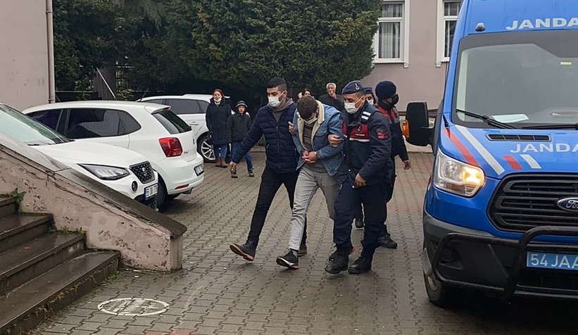 Azılı hırsız saklandığı sığınakta yakalandı