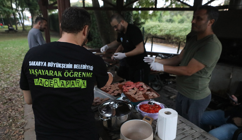 Baba çocuk kamplarında 4 haftada 800 kişilik kamp kuruldu