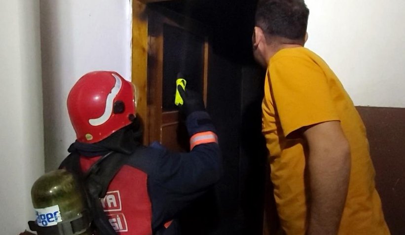 Baca yangını apartman boşluğuna sıçradı
