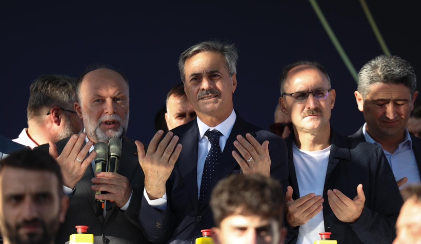 Bakan Bak Sakarya'da; Şehrin en büyük spor yatırımları hayata geçiyor