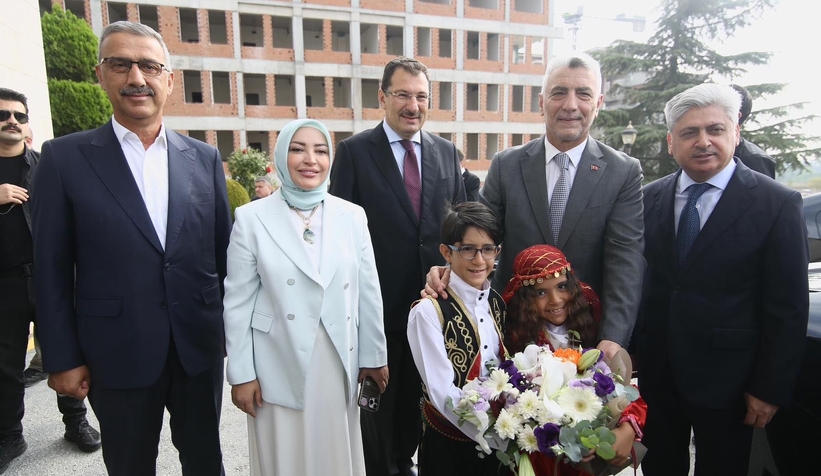 bakan-bolat-sakarya-ya-geldivhpqrlrmn0