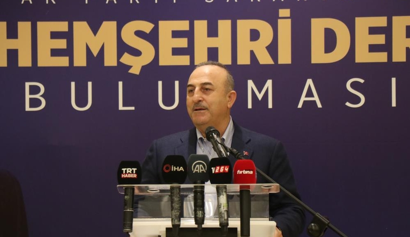 Bakan Çavuşoğlu Sakarya'da iftara katıldı