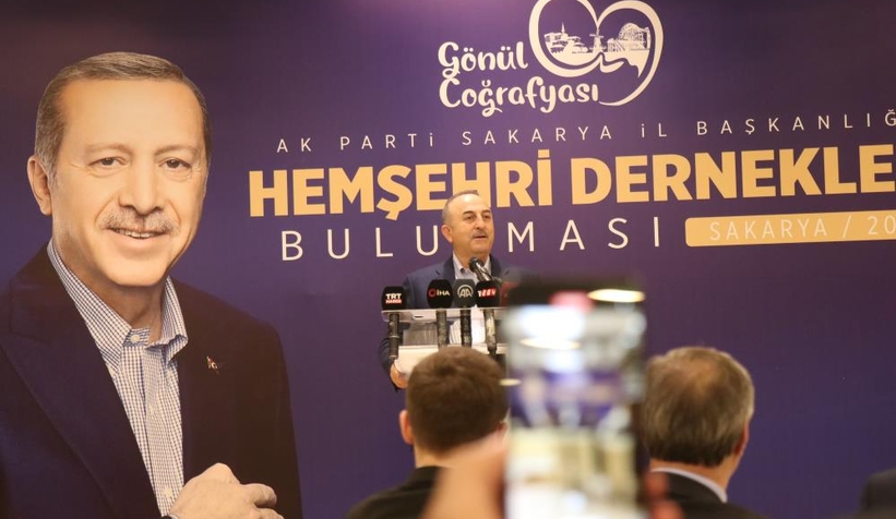 Bakan Çavuşoğlu Sakarya'da iftara katıldı