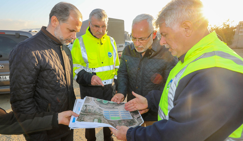 Bakan Dönmez Büyükşehir'in çalışma sahasındaydı