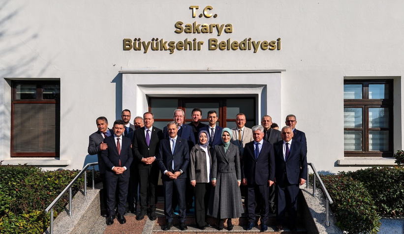 bakan-goktas-buyuksehir-belediyesini-ziyaret-ettin3gzr3jgrv