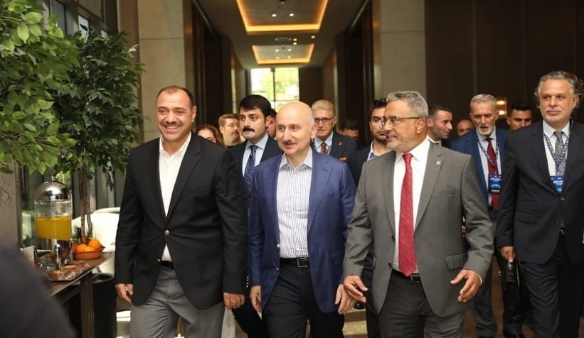 Bakan Karaismailoğlu Sakarya'da çalıştaya katıldı