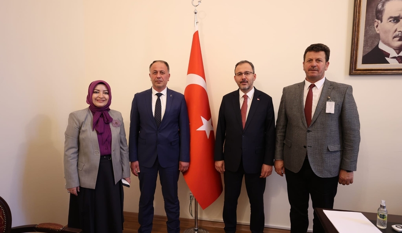 bakan-kasapoglu-nu-ziyaret-ettilerv3u4dfbbbj