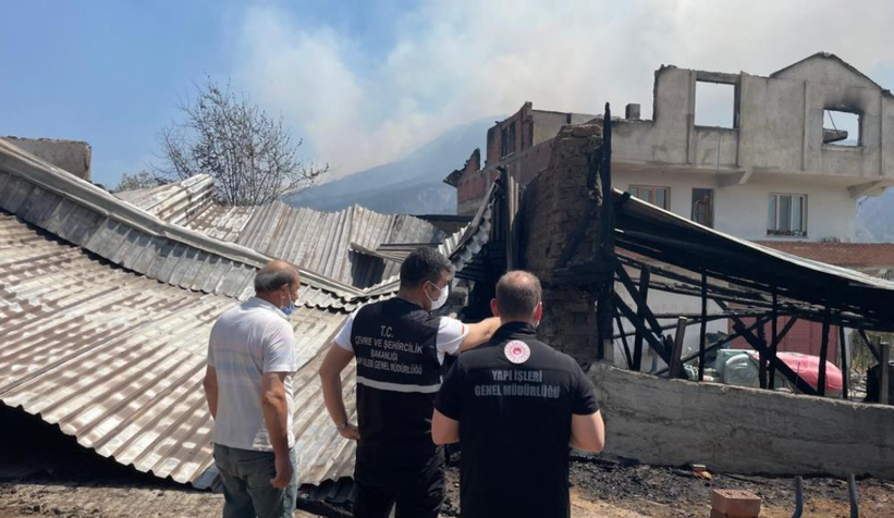 Bakan Kurum Geyve'de 7 konutun hasar gördüğünü açıkladı