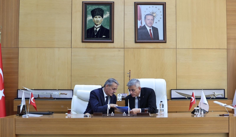 Bakan Memişoğlu, Sakarya Büyükşehir Belediyesi'ni ziyaret etti