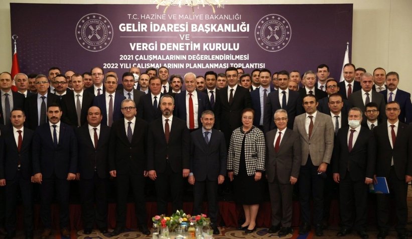 Bakan Nebati Sakarya'da toplantıya katıldı