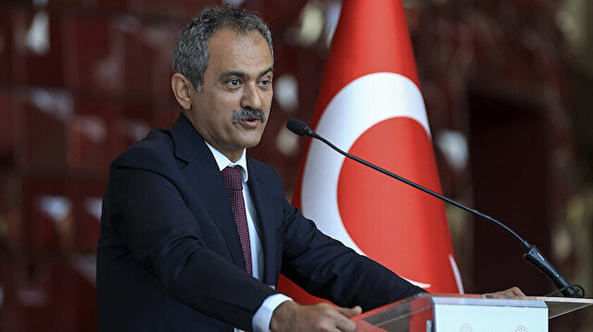 Bakan Özer Sakarya’ya geliyor