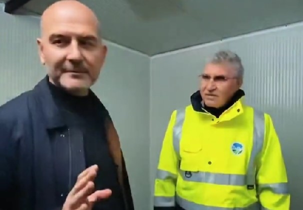 Bakan Soylu, Sakarya Büyükşehirin konteyner kentini ziyaret etti