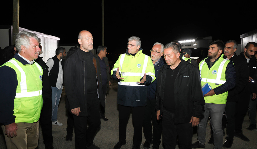 Bakan Soylu, Sakarya Büyükşehirin konteyner kentini ziyaret etti